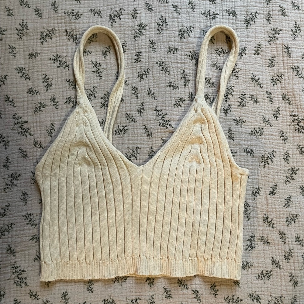 H&M Beige Ribbed Knit Top